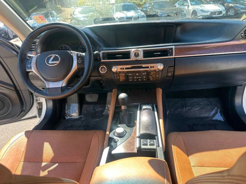 2013 Lexus GS 4th Gen - Image 13 of 15