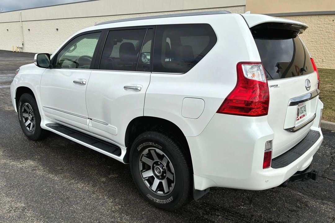 2013 Lexus GX 2nd Gen - Image 4 of 31