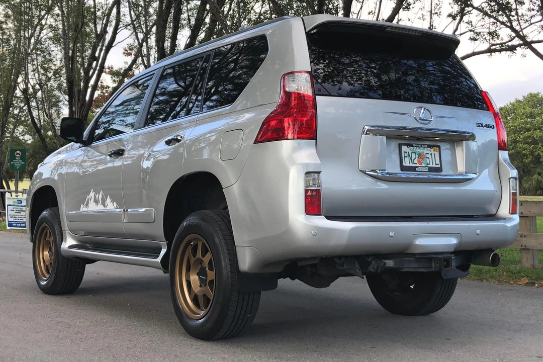 2013 Lexus GX 2nd Gen - Image 4 of 31