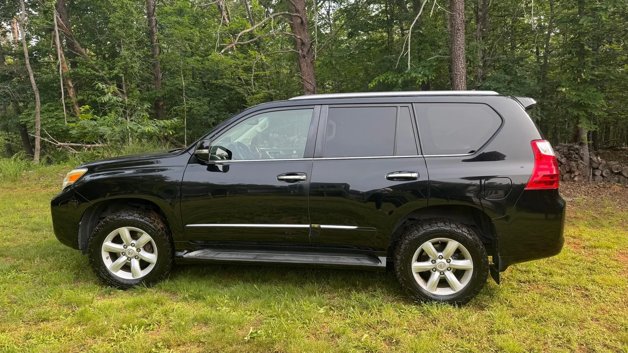 2013 Lexus GX 2nd Gen - Image 9 of 31