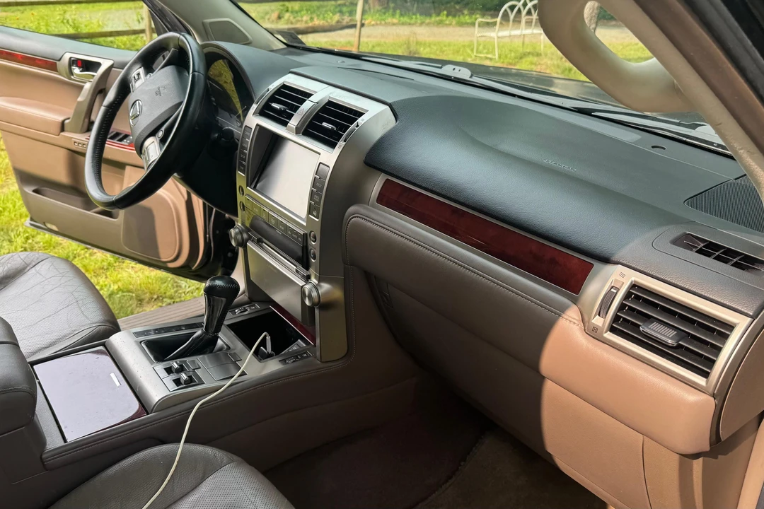 2013 Lexus GX 2nd Gen - Image 26 of 31