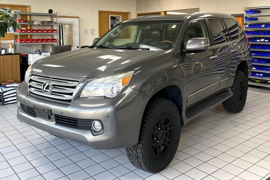 2013 Lexus GX 2nd Gen - Image 3 of 31