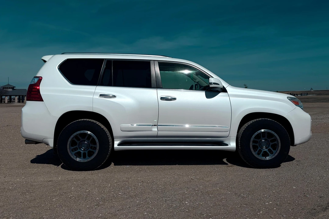 2013 Lexus GX 2nd Gen - Image 3 of 31