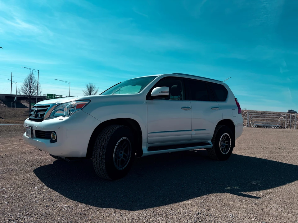2013 Lexus GX 2nd Gen - Image 7 of 31
