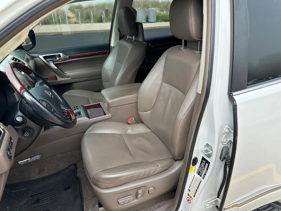 2013 Lexus GX 2nd Gen - Image 29 of 31