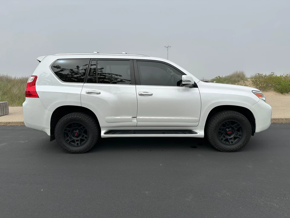 2013 Lexus GX 2nd Gen - Image 8 of 31
