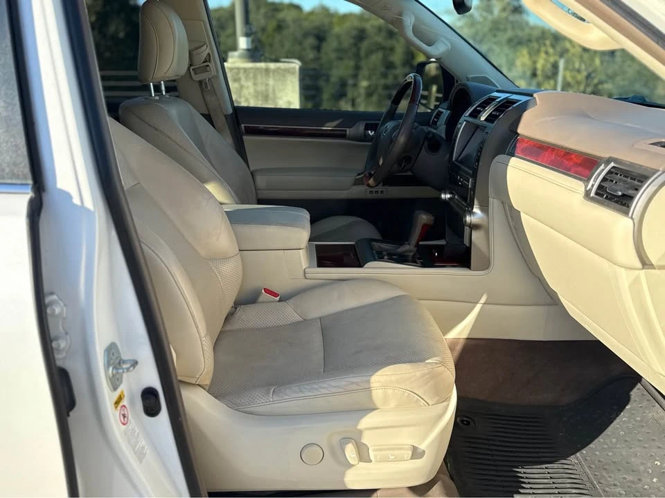 2013 Lexus GX 2nd Gen - Image 14 of 19