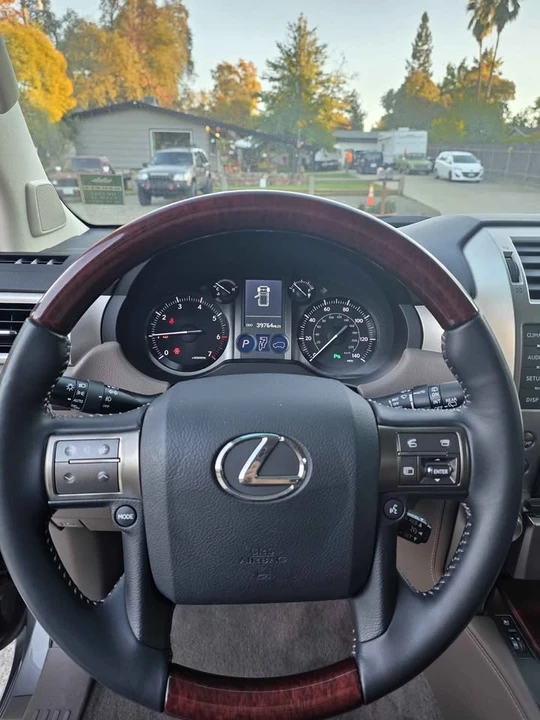 2013 Lexus GX 2nd Gen - Image 10 of 11