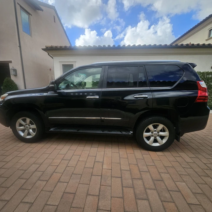 2013 Lexus GX 2nd Gen - Image 4 of 31