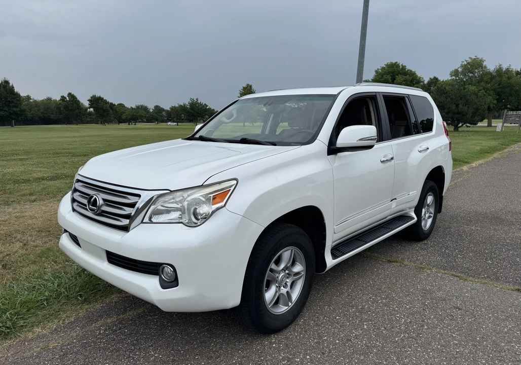 2013 Lexus GX 2nd Gen - Image 3 of 31