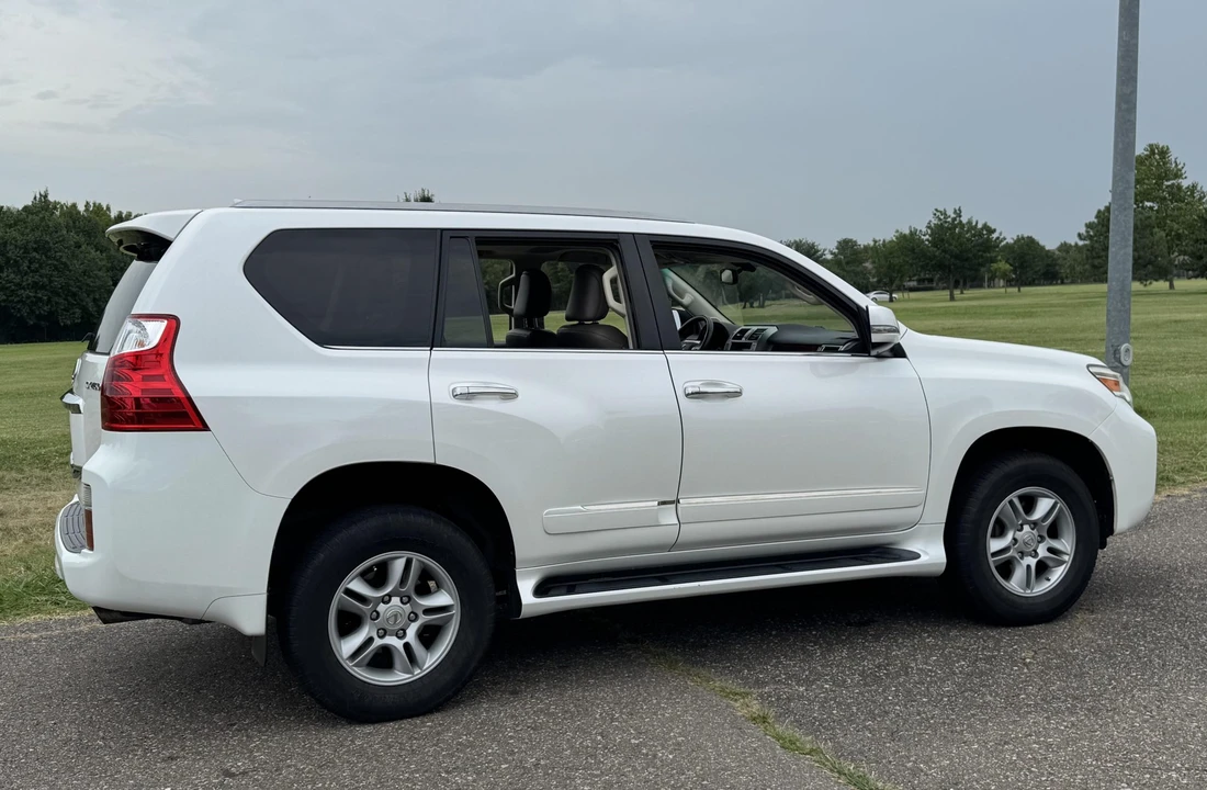 2013 Lexus GX 2nd Gen - Image 16 of 31