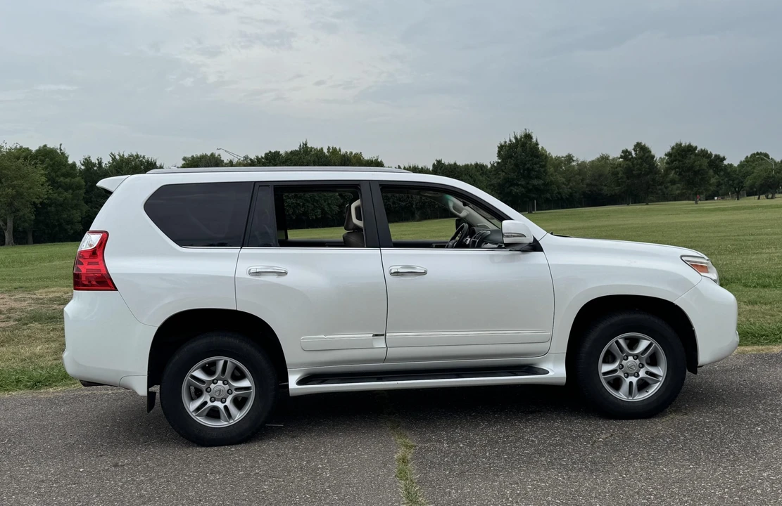 2013 Lexus GX 2nd Gen - Image 15 of 31