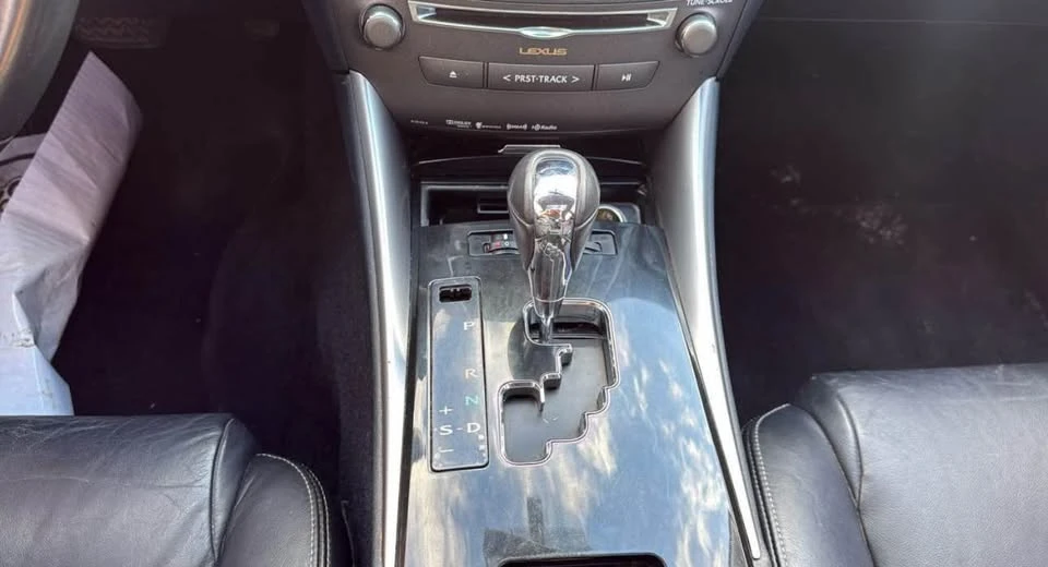 2013 Lexus IS 2nd Gen - Image 5 of 12