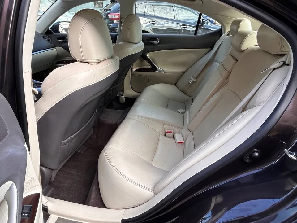 2013 Lexus IS 2nd Gen - Image 10 of 20