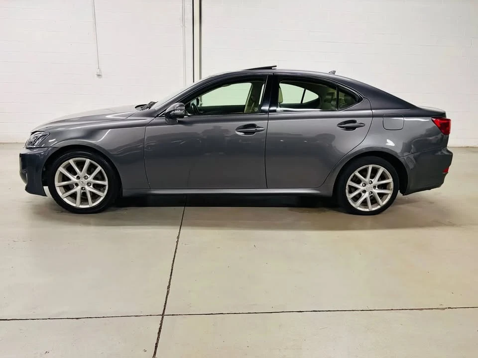 2013 Lexus IS 2nd Gen - Image 5 of 20