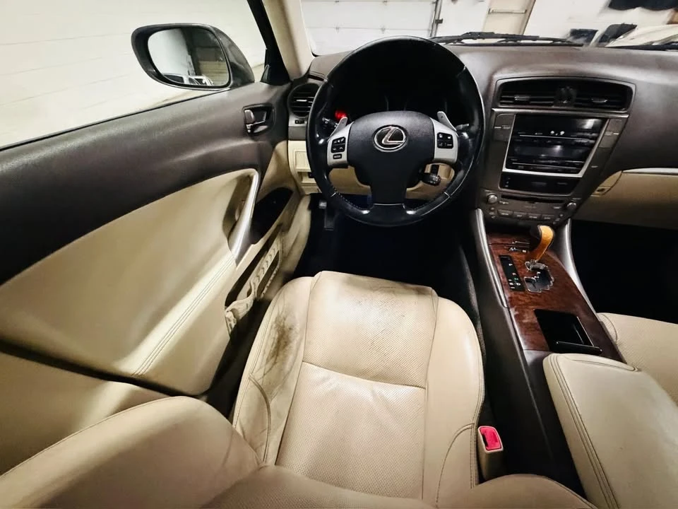 2013 Lexus IS 2nd Gen - Image 14 of 20