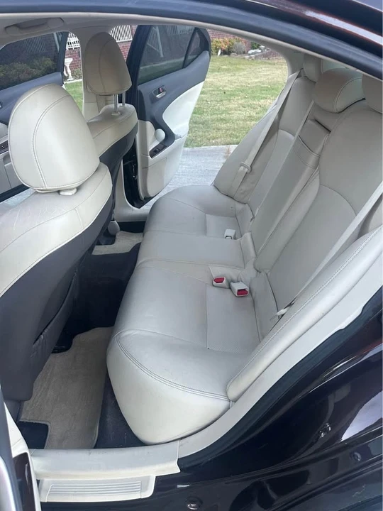 2013 Lexus IS 2nd Gen - Image 4 of 8