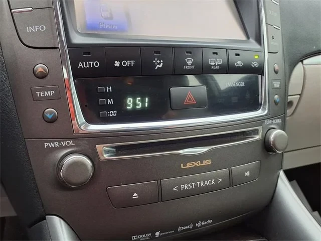 2013 Lexus IS 2nd Gen - Image 18 of 19