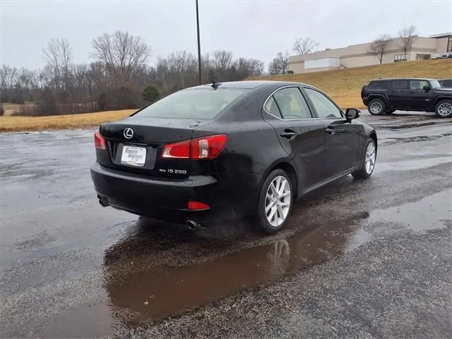 2013 Lexus IS 2nd Gen - Image 3 of 19