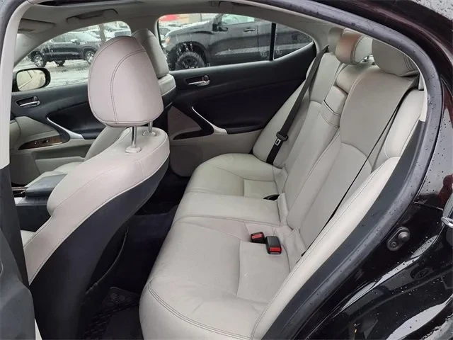 2013 Lexus IS 2nd Gen - Image 14 of 19