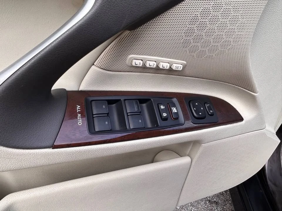 2013 Lexus IS 2nd Gen - Image 19 of 20
