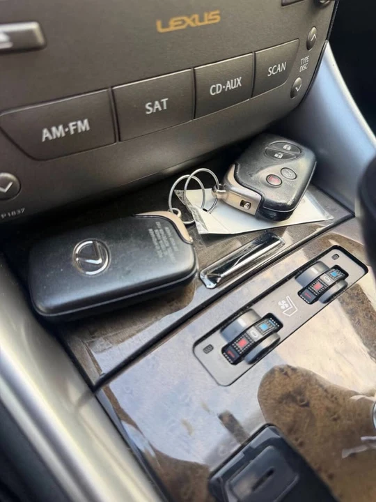 2013 Lexus IS 2nd Gen - Image 18 of 18