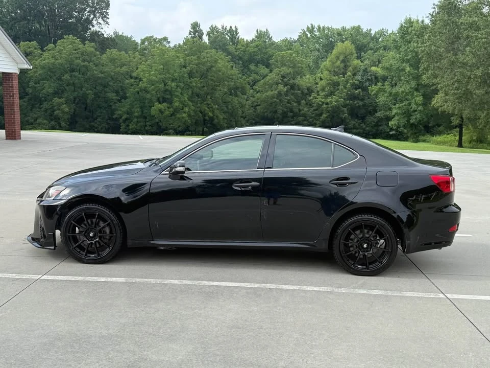 2013 Lexus IS 2nd Gen - Image 4 of 19