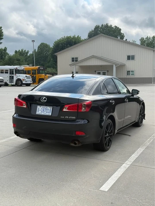 2013 Lexus IS 2nd Gen - Image 8 of 19