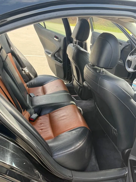 2013 Lexus IS 2nd Gen - Image 14 of 19
