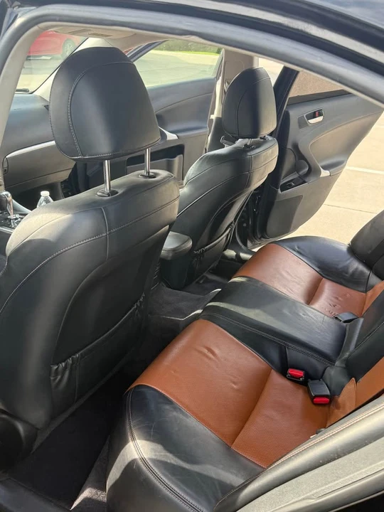 2013 Lexus IS 2nd Gen - Image 15 of 19