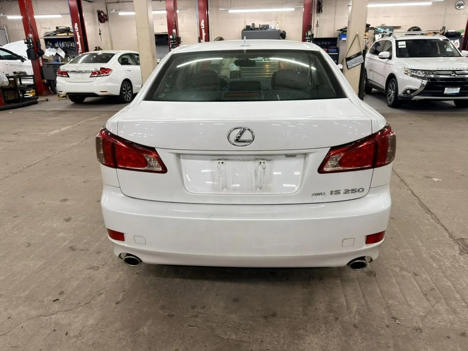2013 Lexus IS 2nd Gen - Image 5 of 20