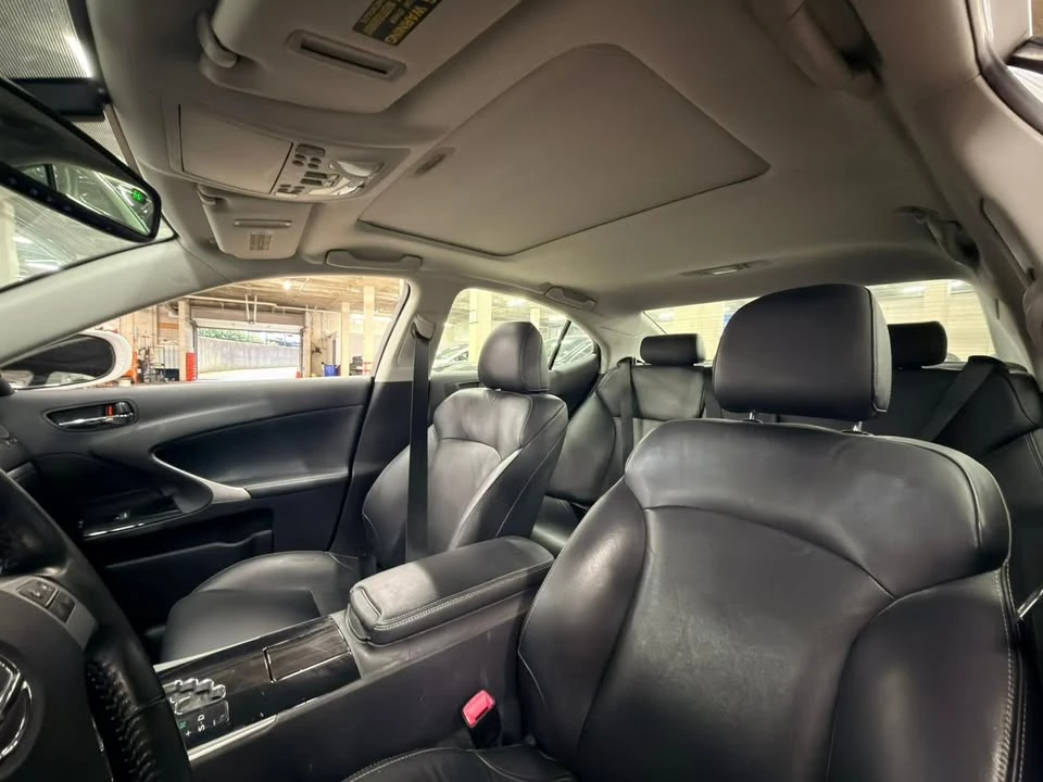 2013 Lexus IS 2nd Gen - Image 9 of 20
