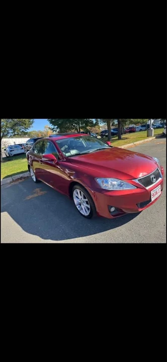 2013 Lexus IS 2nd Gen - Image 4 of 10