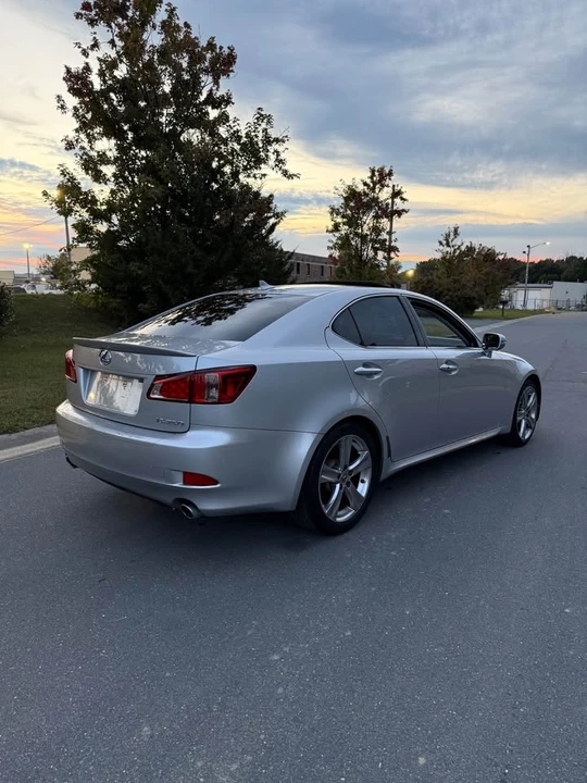2013 Lexus IS 2nd Gen - Image 4 of 13