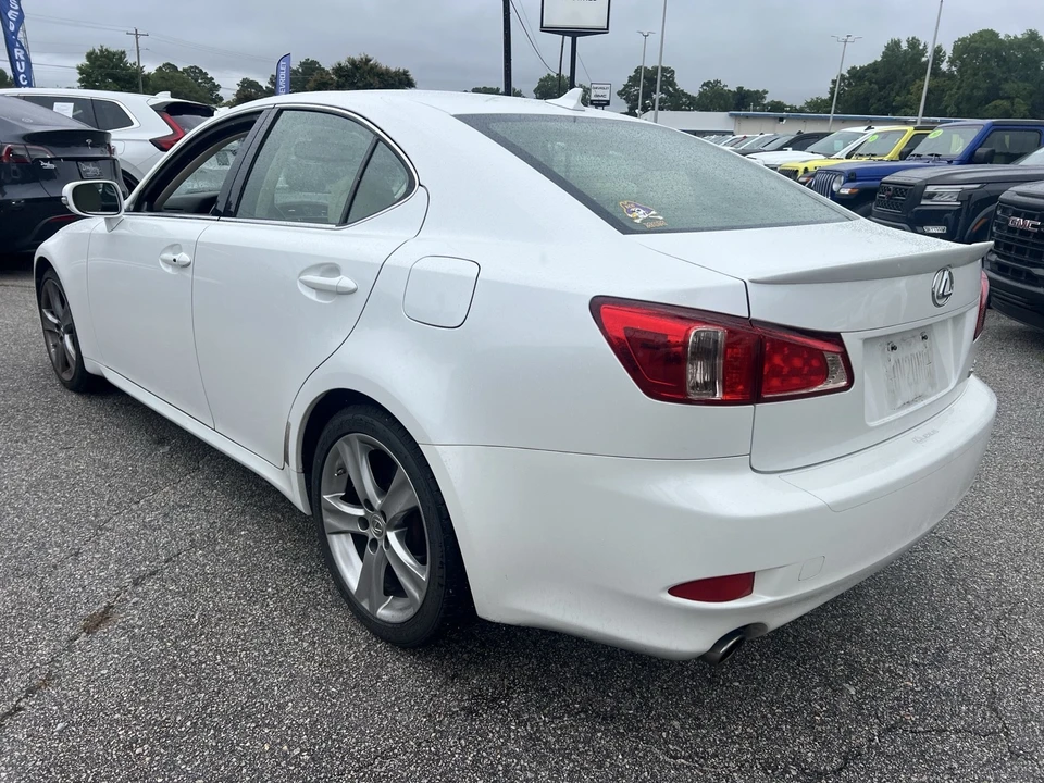 2013 Lexus IS 2nd Gen - Image 5 of 13