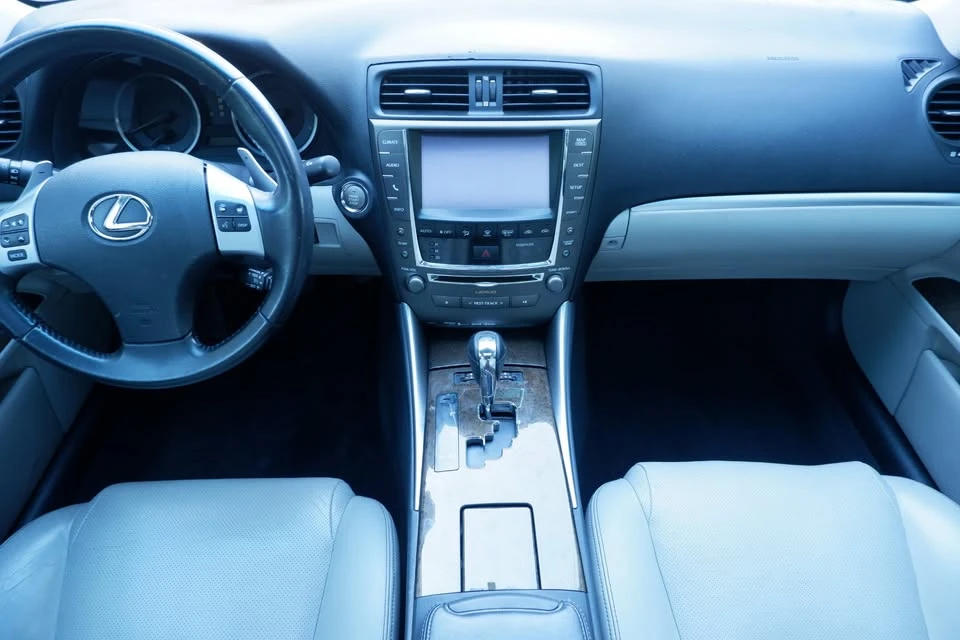 2013 Lexus IS 2nd Gen - Image 19 of 20