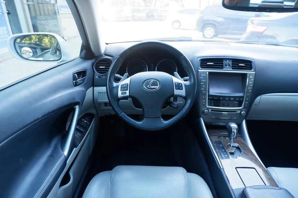 2013 Lexus IS 2nd Gen - Image 14 of 20