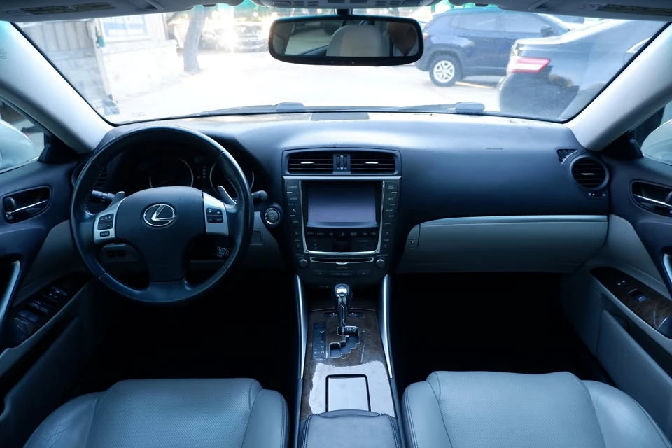 2013 Lexus IS 2nd Gen - Image 13 of 20