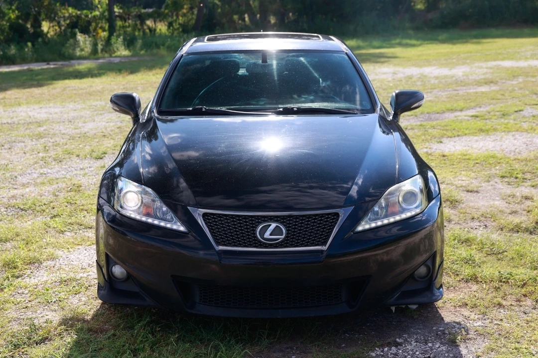 2013 Lexus IS 2nd Gen - Image 19 of 21