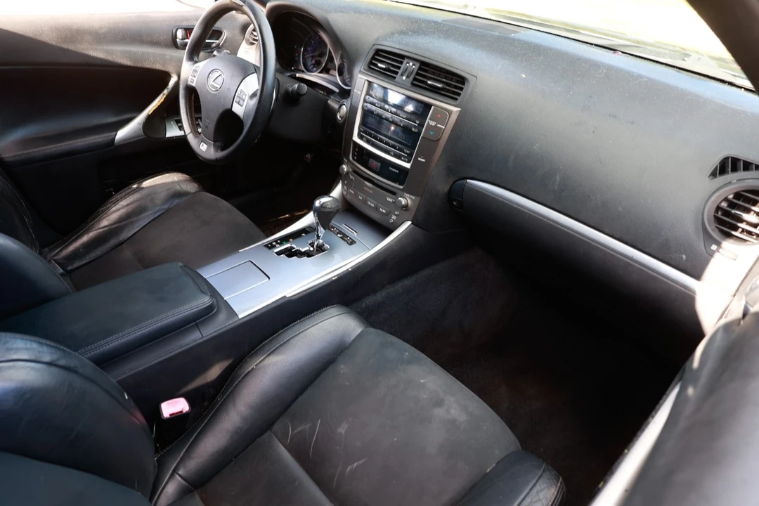 2013 Lexus IS 2nd Gen - Image 16 of 21