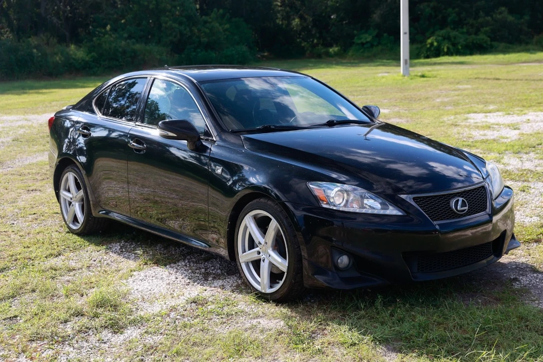 2013 Lexus IS 2nd Gen - Image 15 of 21