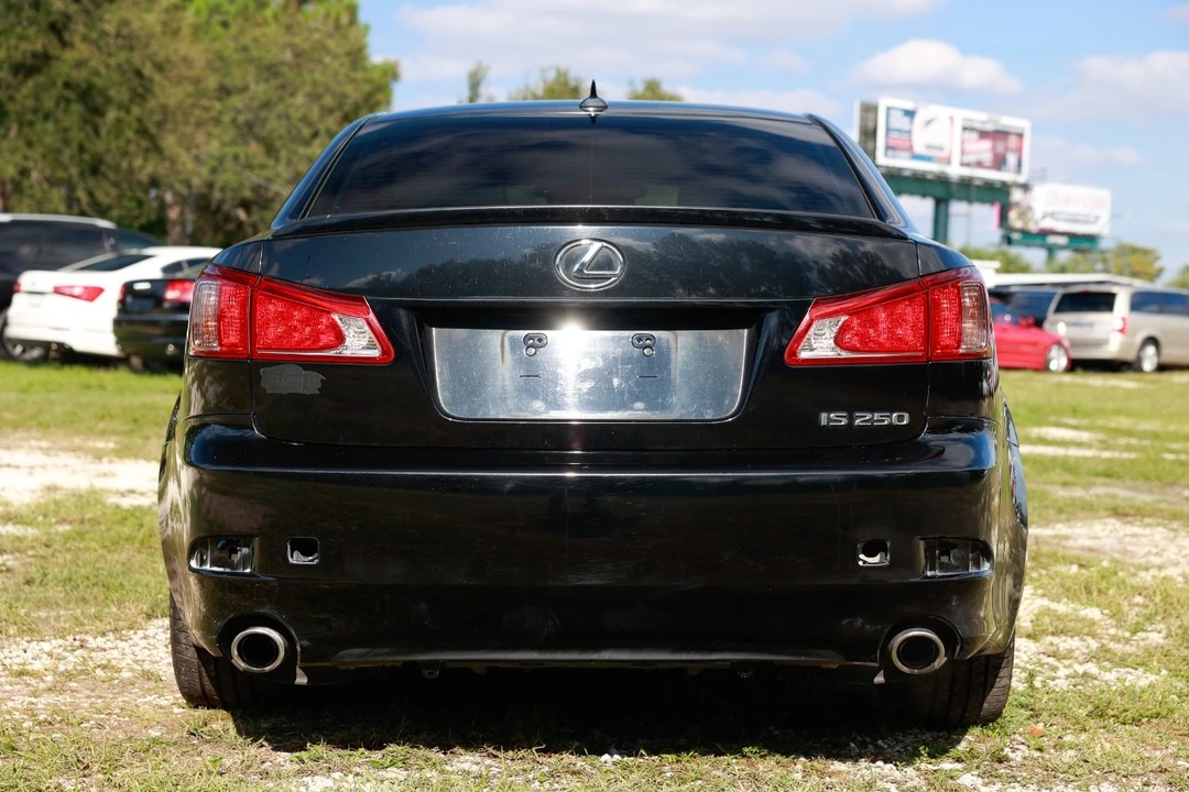 2013 Lexus IS 2nd Gen - Image 7 of 12
