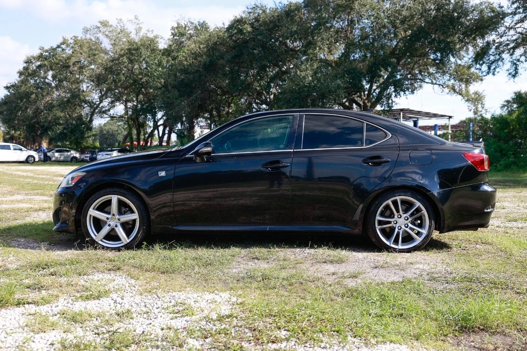 2013 Lexus IS 2nd Gen - Image 3 of 12