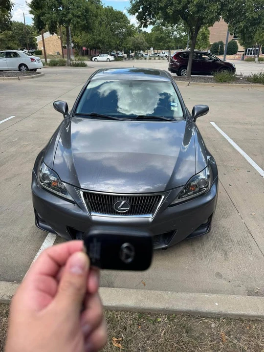 2013 Lexus IS 2nd Gen - Image 8 of 10