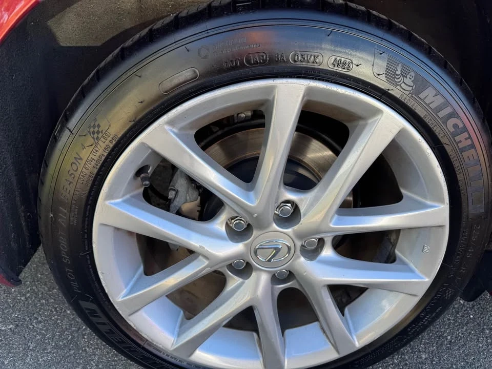 2013 Lexus IS 2nd Gen - Image 6 of 19