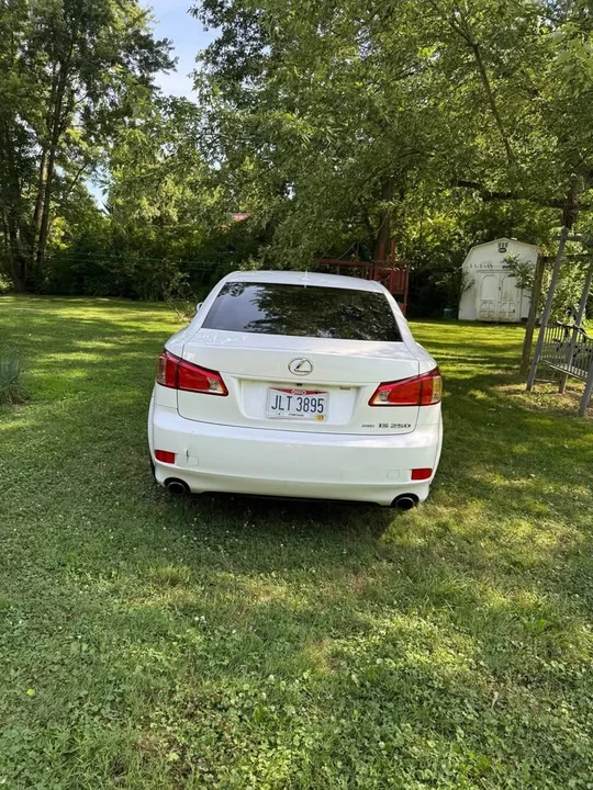 2013 Lexus IS 2nd Gen - Image 4 of 10