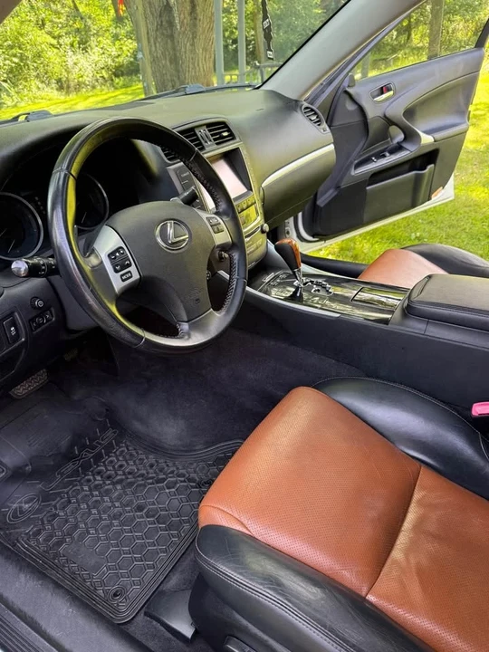 2013 Lexus IS 2nd Gen - Image 10 of 10