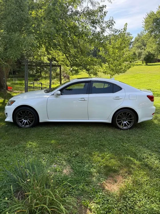 2013 Lexus IS 2nd Gen - Image 3 of 10