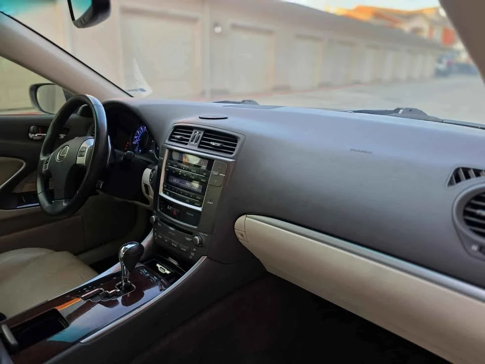 2013 Lexus IS 2nd Gen - Image 6 of 13