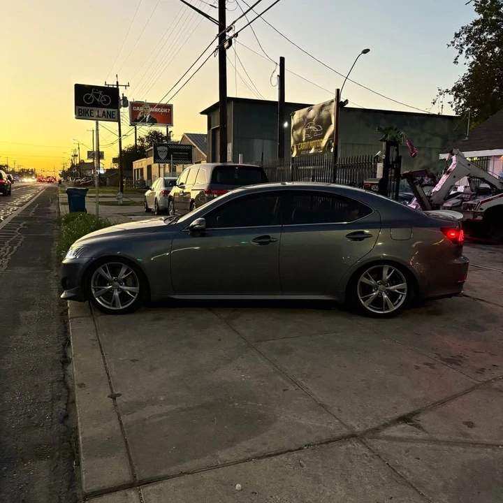 2013 Lexus IS 2nd Gen - Image 4 of 19